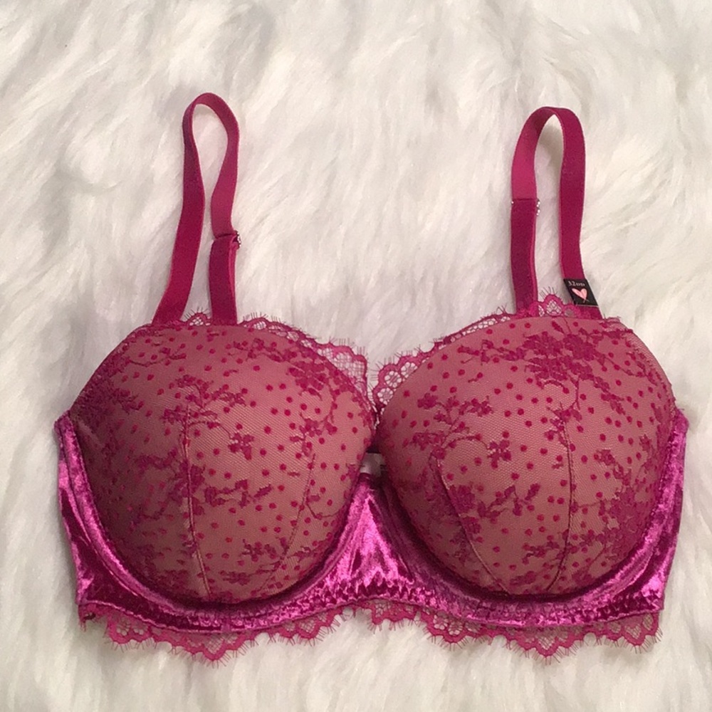 Victoria’s Secret -Sz 32DD / 32E - Dream Angel bra - Picture 2 of 7